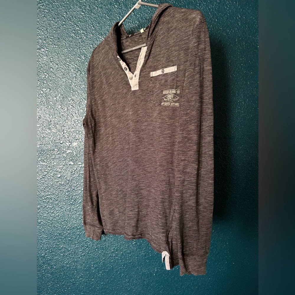 Guess women’s lightweight hooded long sleeve T - Picture 1 of 5